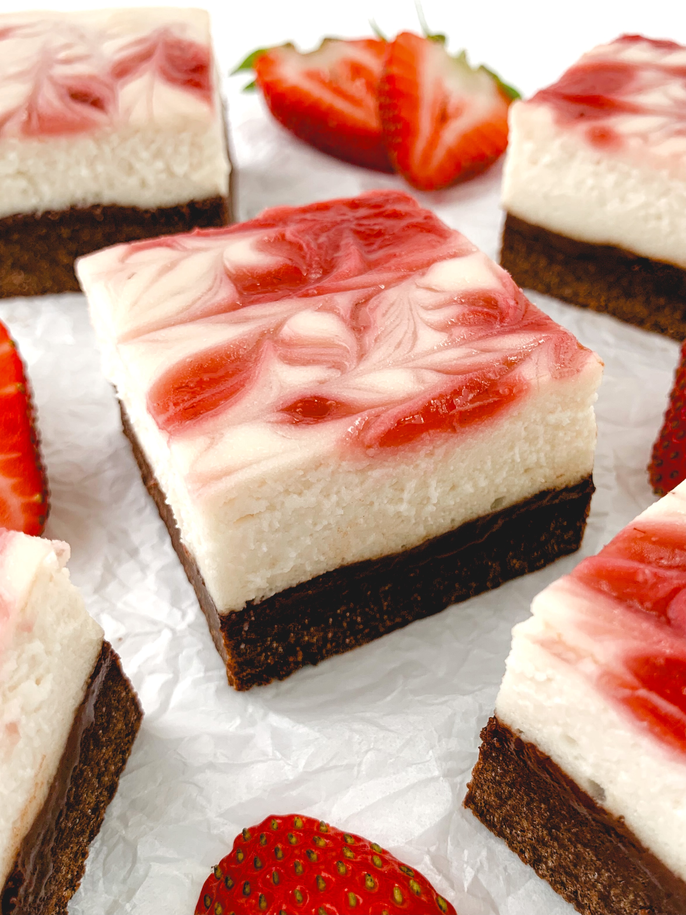 Vegan Cheesecake Brownies with a Fresh Strawberry Sauce (Sugar Free and ...